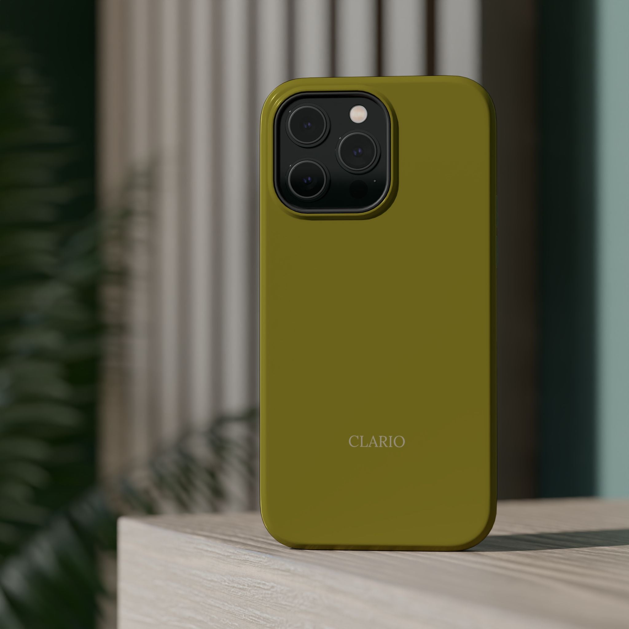 The Classic Clario Phone Case | Green